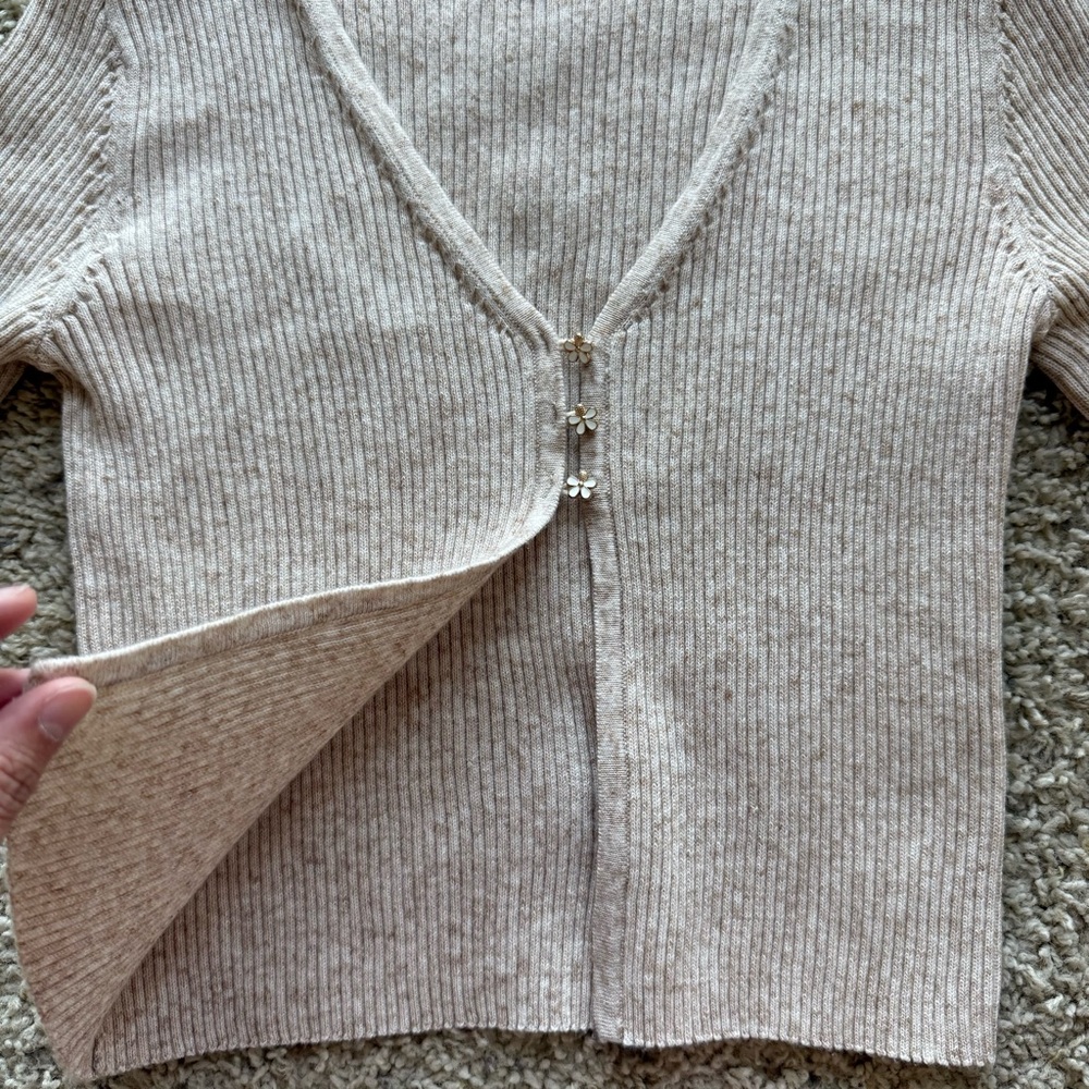 Ribbed Knit Tan Cardigan Soft Girl Coquette Floral Button Balletcore Neutral XS - Picture 3 of 7